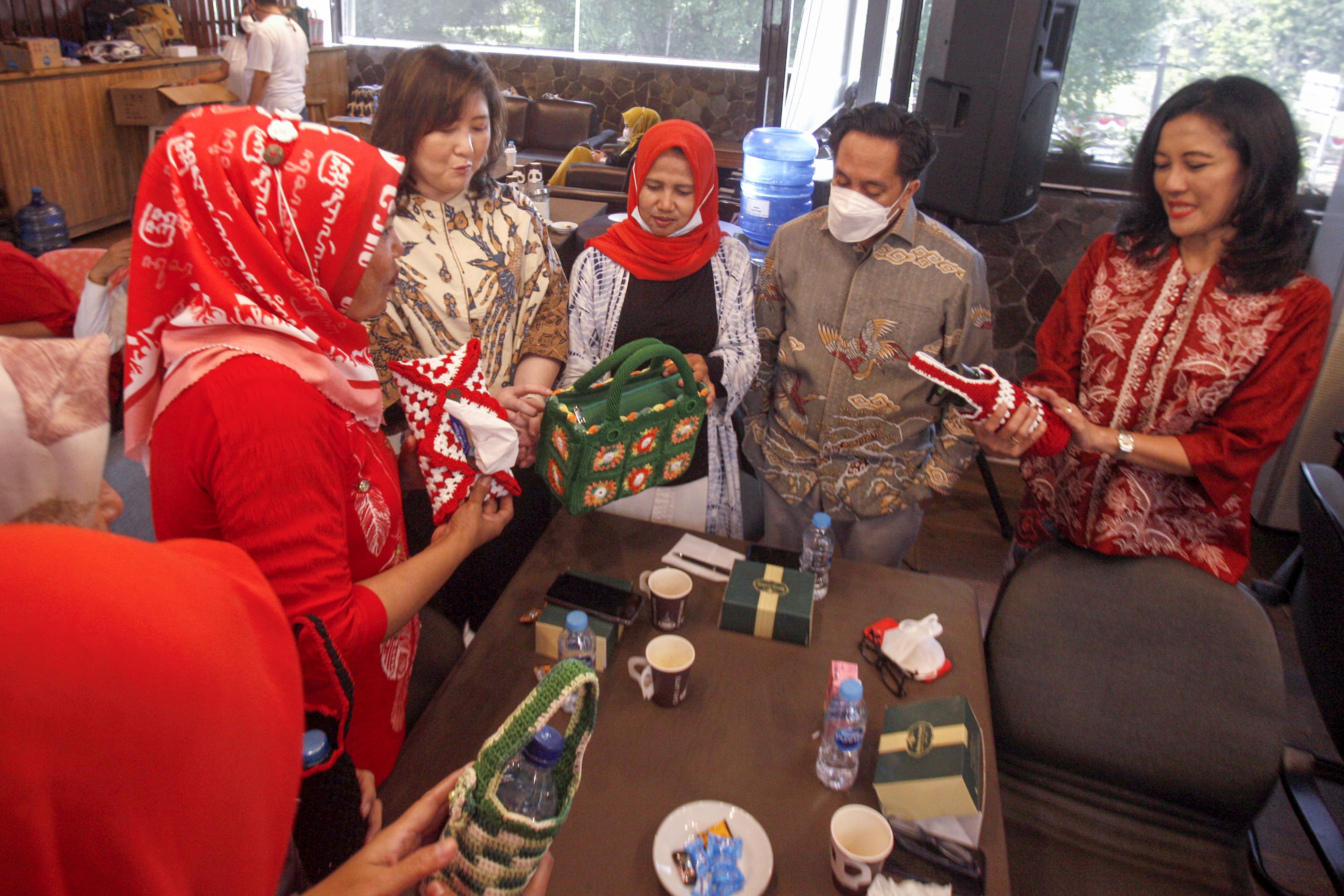 AXA Mandiri Bersinergi dengan Kemenkes RI dan Bank Mandiri Lanjutkan Kampanye Kesehatan