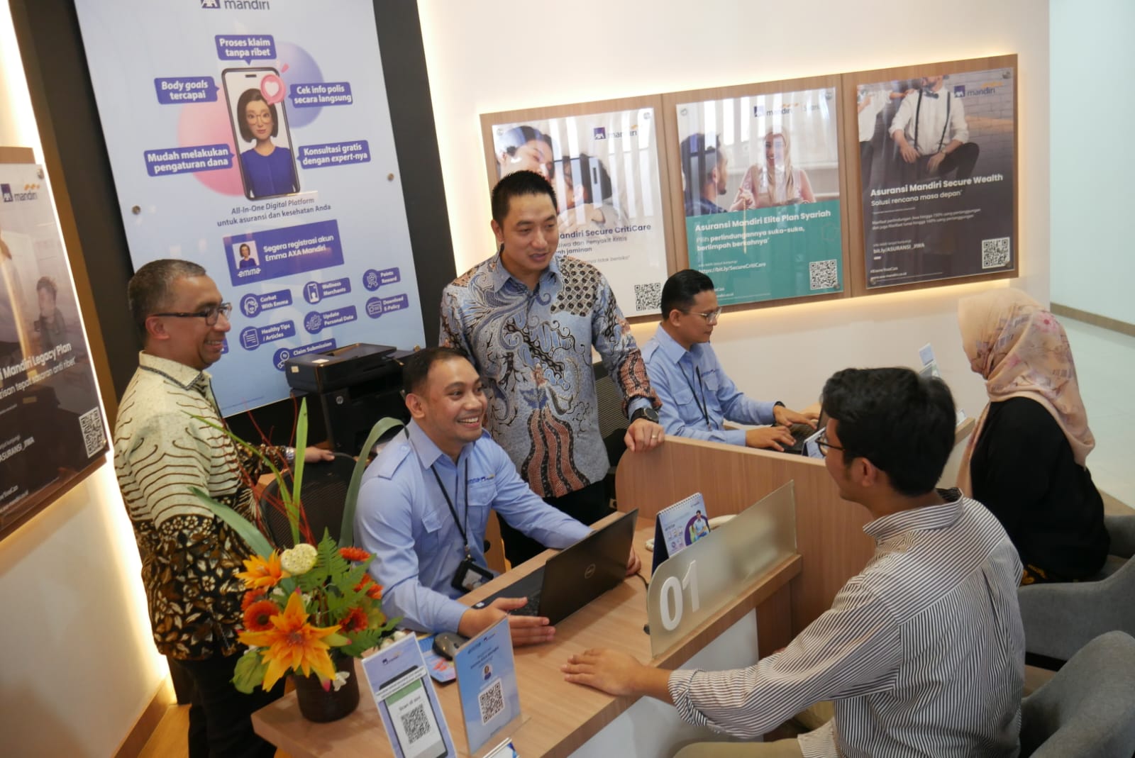 AXA Mandiri Resmikan Customer Care Centre dan Kantor Regional 1 Baru di Medan
