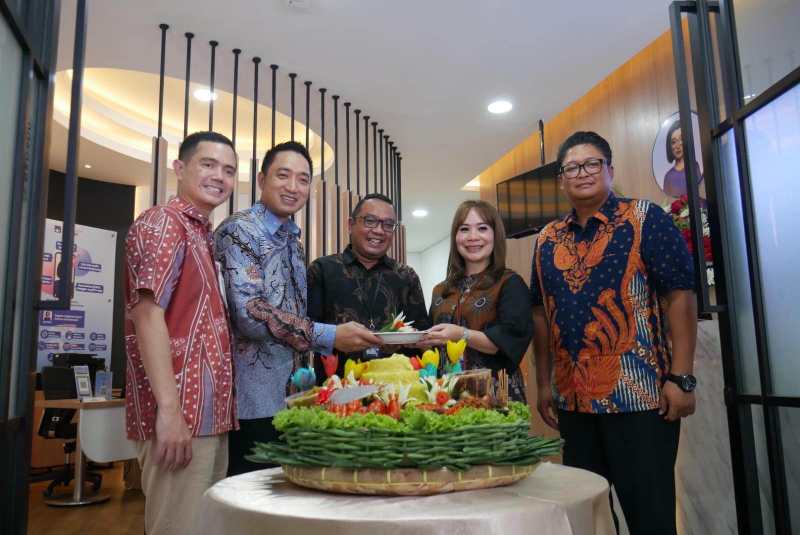 AXA Mandiri Resmikan Customer Care Centre Baru di Medan